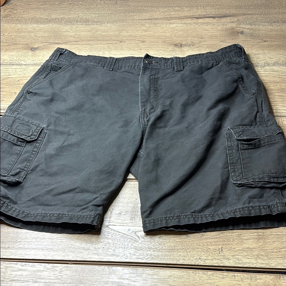Men's Schmidt Canvas Cargo Shorts Size 40